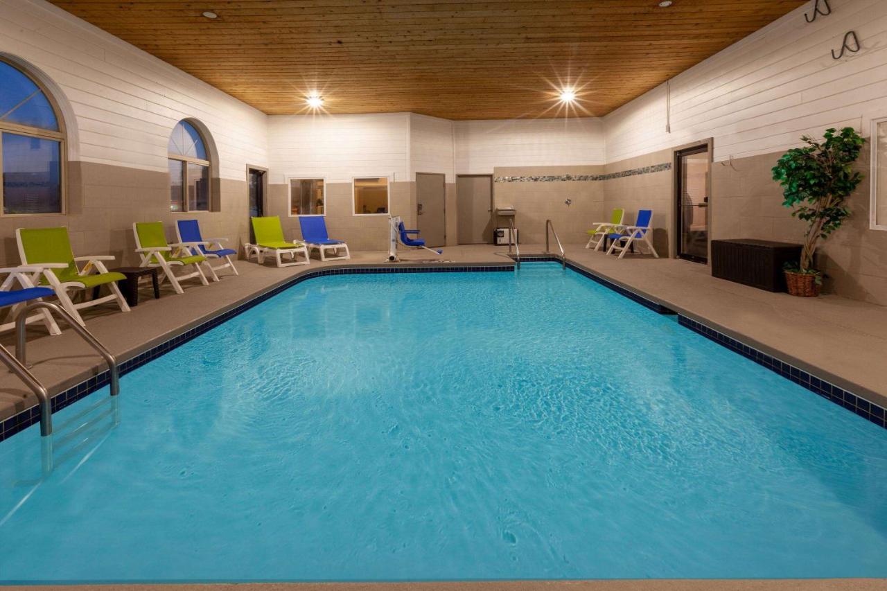 Days Inn By Wyndham Racine/Sturtevant מראה חיצוני תמונה
